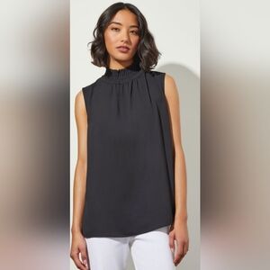 2/20$ Suzy Shier Black High-Neck Tank Top